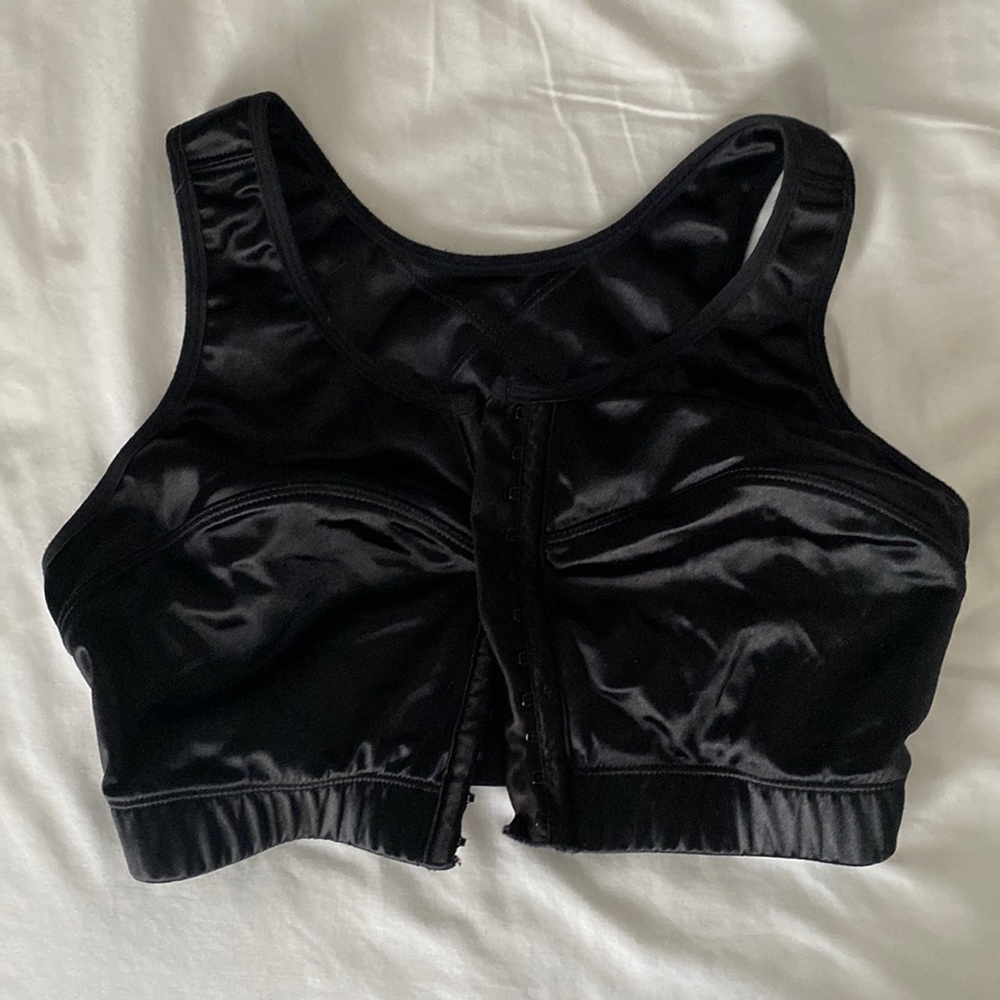 Enell High Impact Sports Bra - Size 2, black